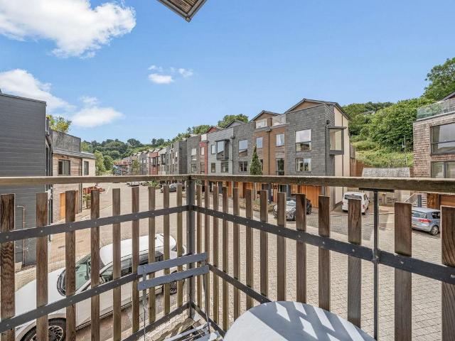 Flat for sale in Strode, Devon