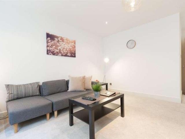 Flat for sale in Blackfriars, Lyons