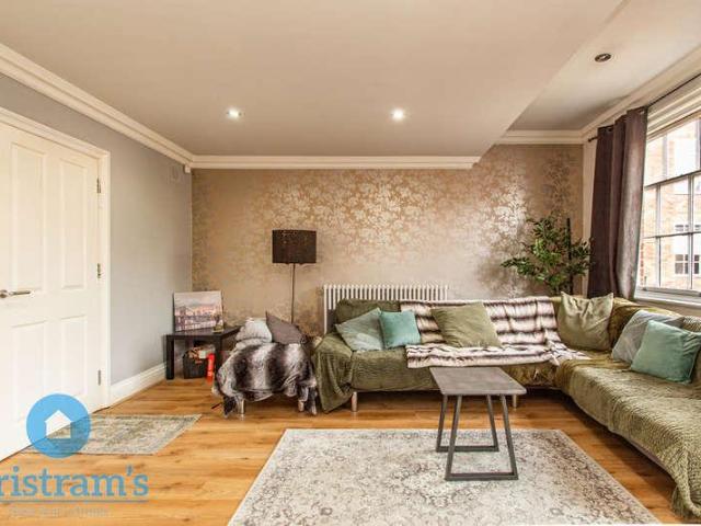 Flat for sale in Haddon, East Midlands