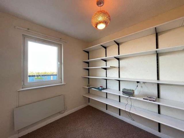Flat for sale in South Cliff, Kepwick
