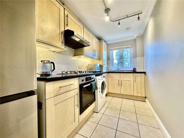 Flat for sale in West Cliff, Bournemouth