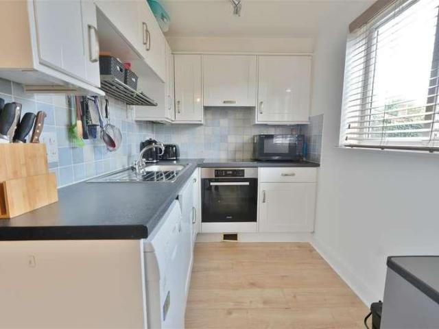Flat for sale in Slough