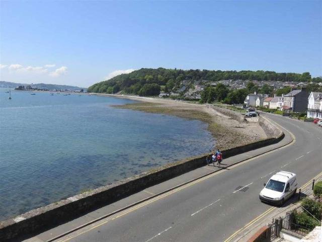Flat for sale in Beaumaris