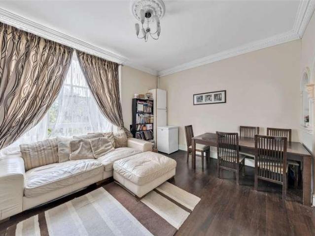 Flat for sale in Kensal Town, Maida Vale