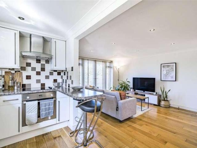 Flat for sale in Northway, The Slade