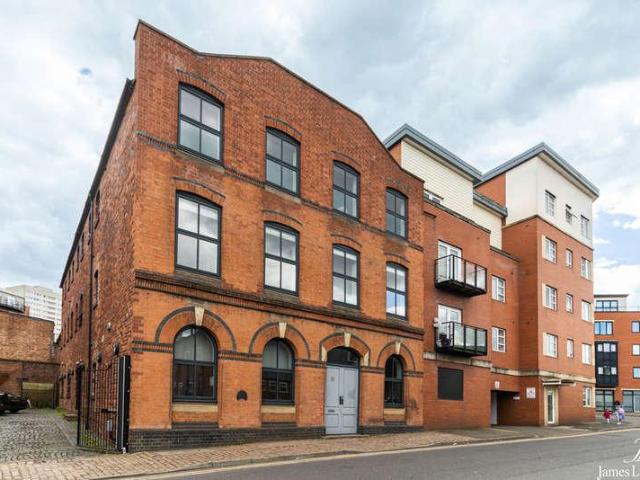 Flat for sale in Ladywood, West Midlands