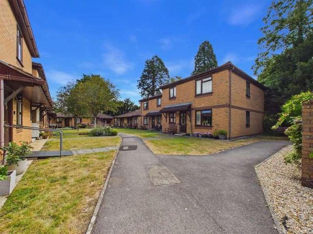Flat for sale in Chippenham, Wiltshire