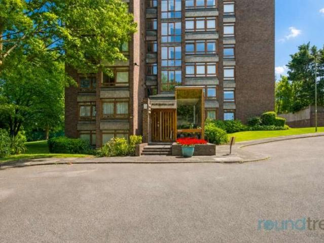 Flat for sale in Hendon, Greater London