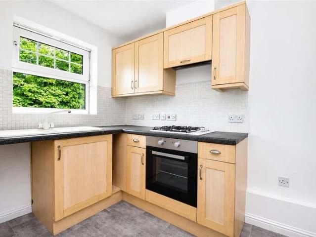 Flat for sale in West Yorkshire
