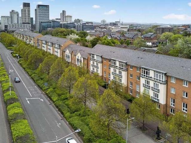 Flat for sale in Falcon Lodge, Wales