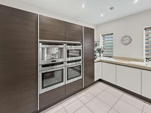 Flat for sale in Broughton Park, Salford