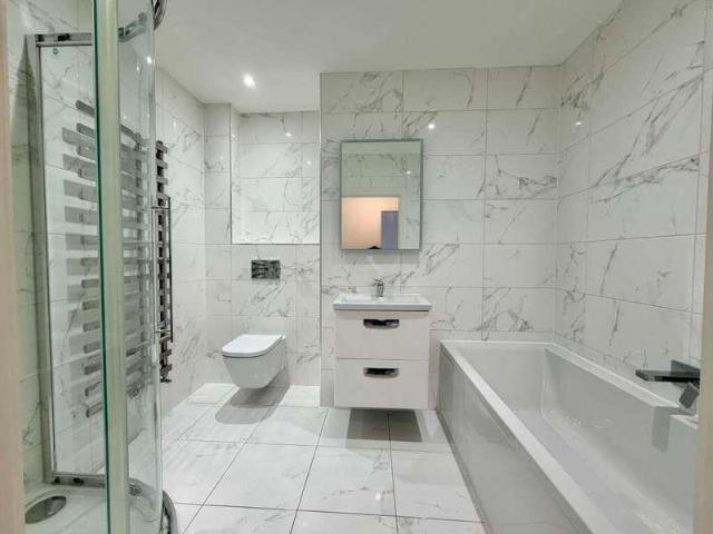 Flat for sale in Babbacombe