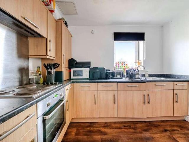 Flat for sale in St James, Sandown Park