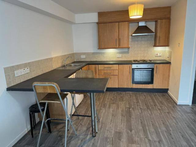 Flat for sale in Liverpool, Knowledge Quarter