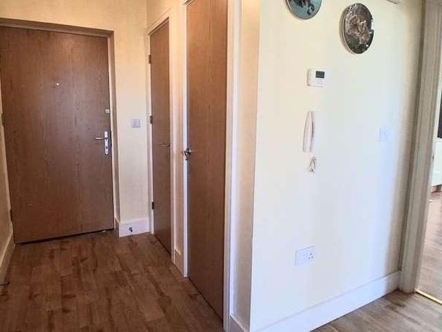 Flat for sale in Locking Parklands, Locking