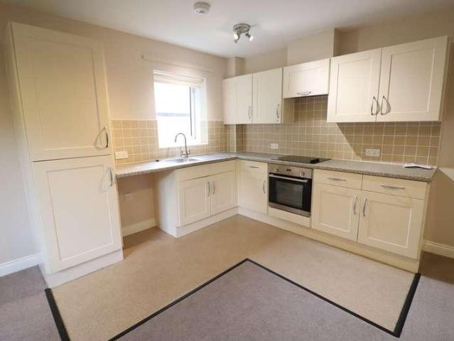Flat for sale in Fell Lane