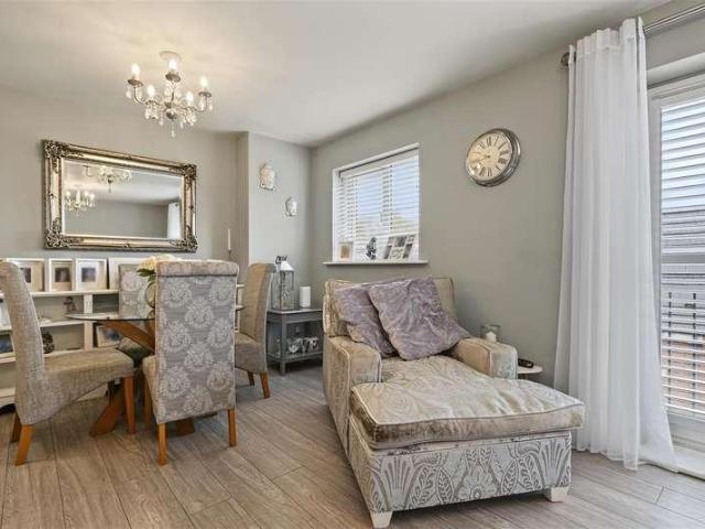 Flat for sale in Caldermill, East Midlands