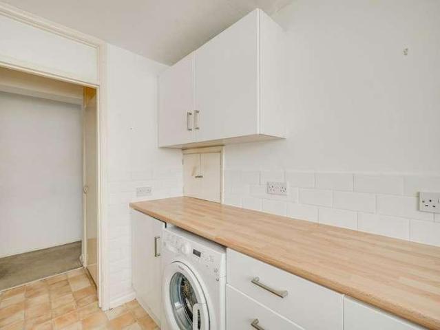 Flat for sale in Leighton-Linslade, Leighton Buzzard