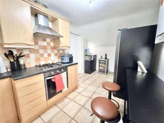Flat for sale in West Cliff, Bournemouth