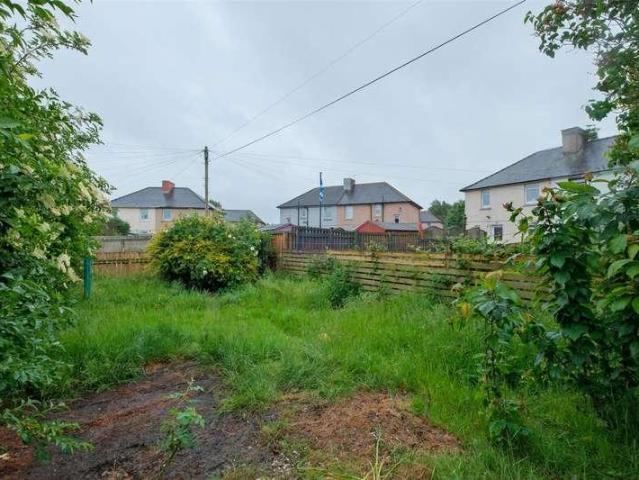 Flat for sale in High Blantyre, Blantyre