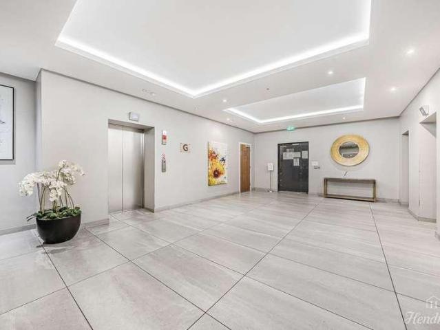 Flat for sale in Alton Barnes, Essex