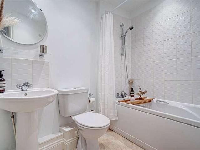 Flat for sale in Rodbourne, Swindon