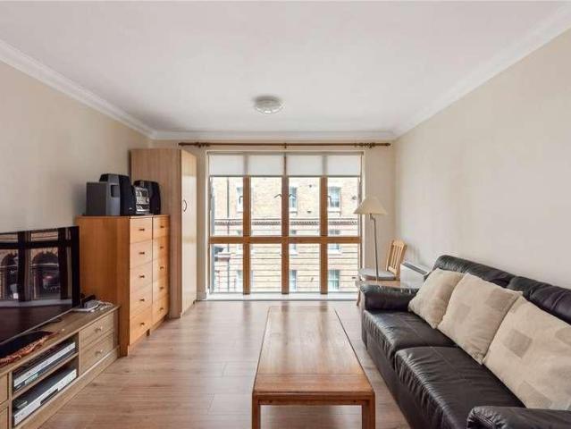 Flat for sale in Spitalfields, Whitechapel