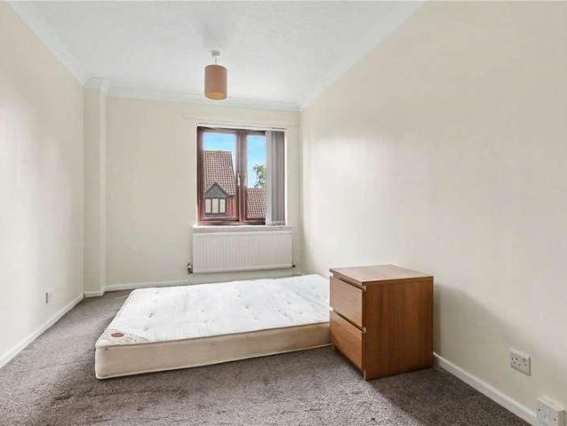 Flat for sale in Lakenham, East Bank