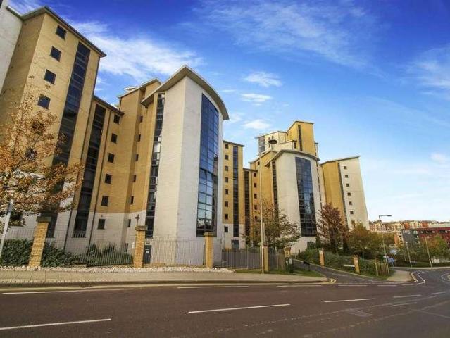 Flat for sale in Gateshead