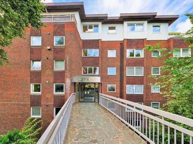 Flat for sale in Portslade by Sea, Hove