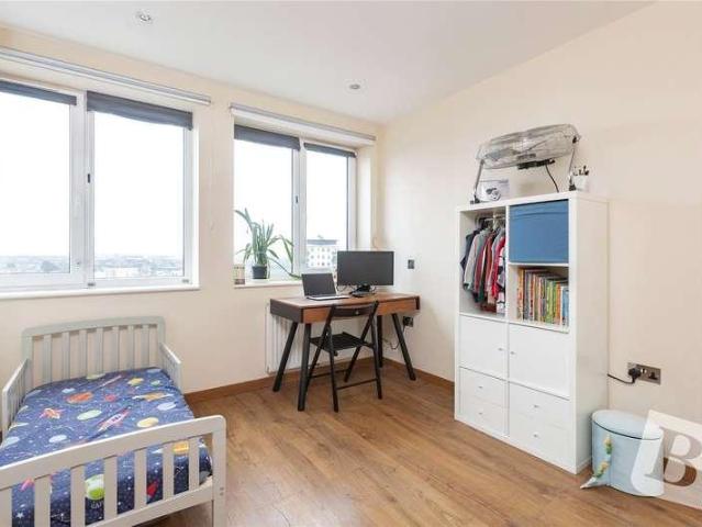 Flat for sale in Isle Of Man
