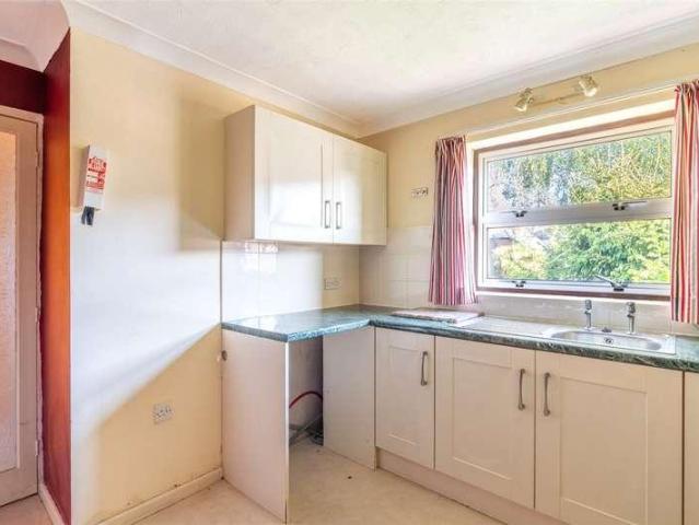 Flat for sale in Wimborne, St Johns