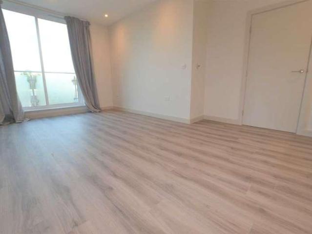 Flat for sale in Amersham