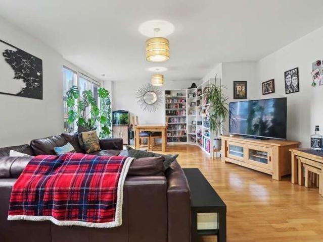 Flat for sale in City Centre, Georgia