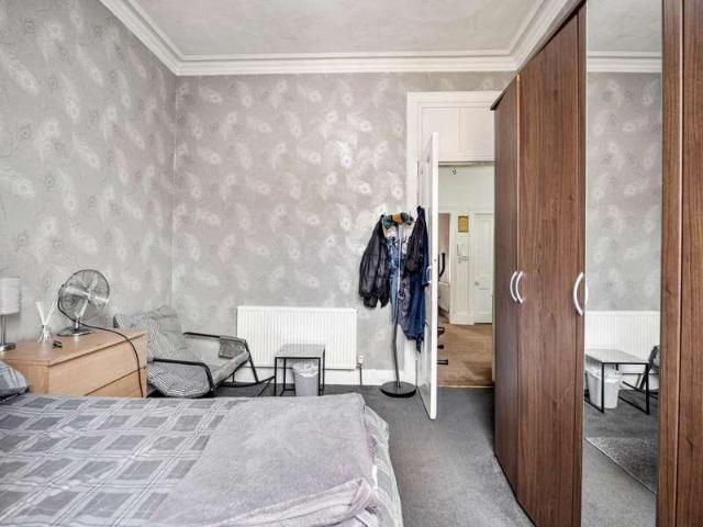 Flat for sale in Strathbungo, Glasgow