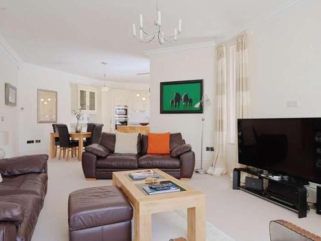 Flat for sale in West Cliff, Bournemouth