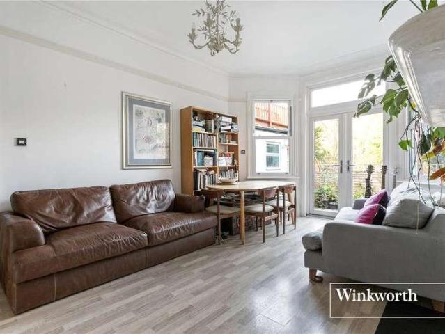 Flat for sale in London Borough of Barnet, Greater London