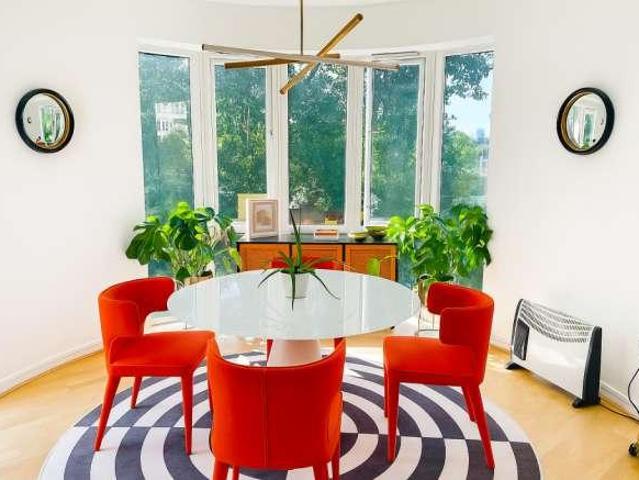 Flat for sale in Kew, Greater London