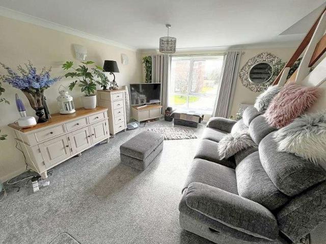 Flat for sale in Old Milton, Ashurst Bridge