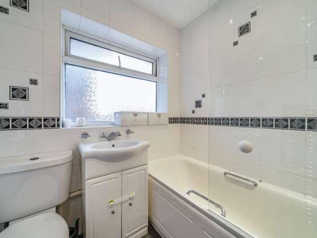 Flat for sale in Greater London