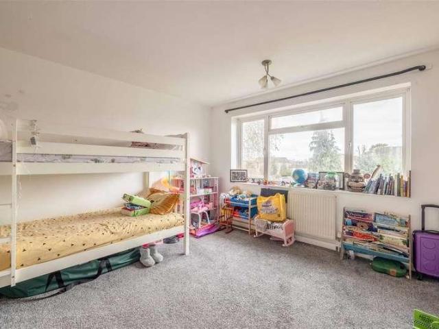 Flat for sale in Clewer Village, Windsor
