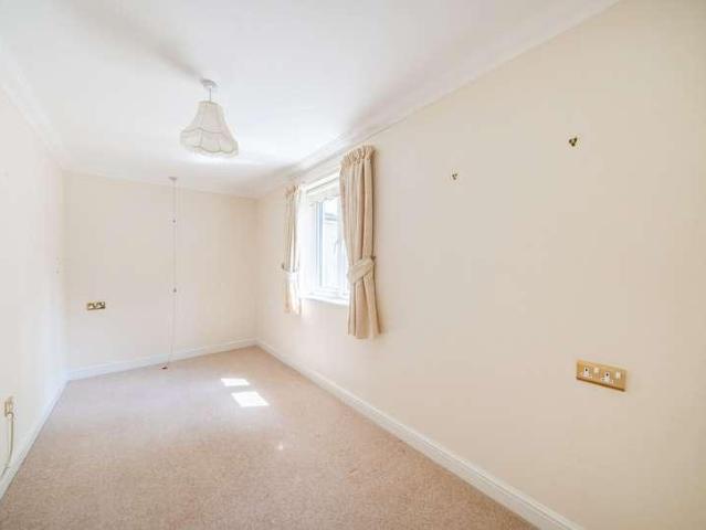 Flat for sale in Golden Valley, Gloucestershire