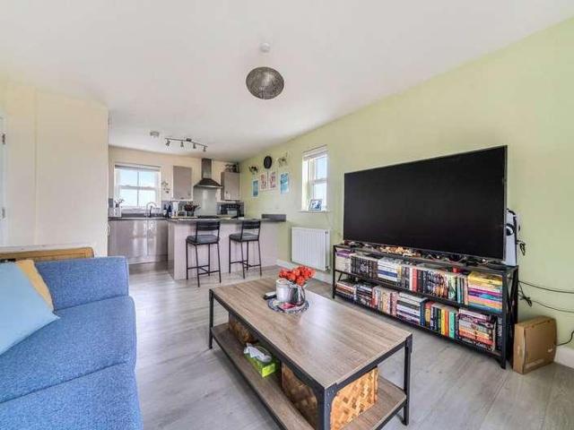 Flat for sale in Newlands, Hampshire