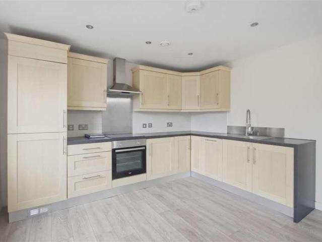 Flat for sale in Loundsley Green, East Midlands