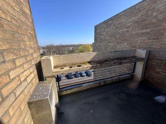 Flat for sale in Sulgrave, Washington