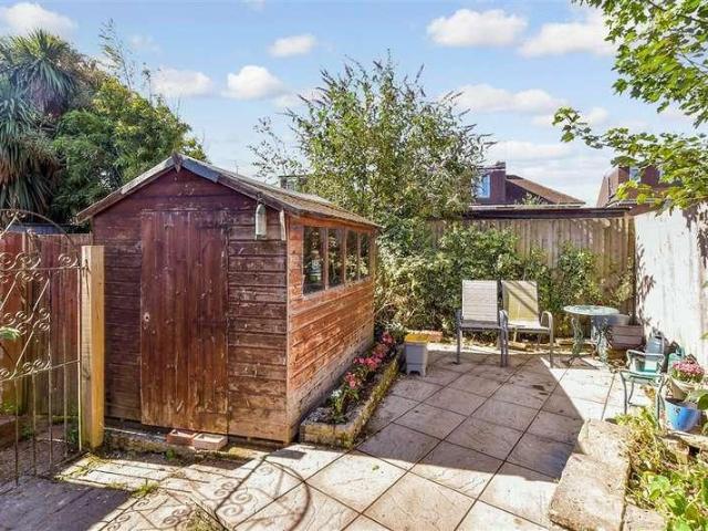 Flat for sale in New Town, Horsham
