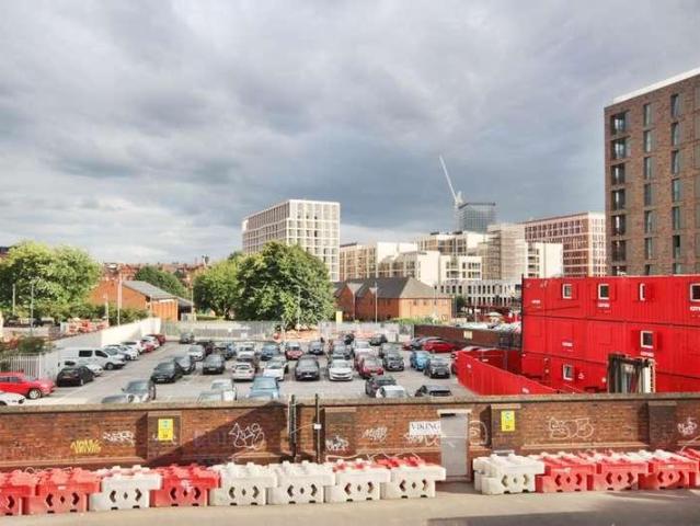 Flat for sale in Georgia, Greater Manchester