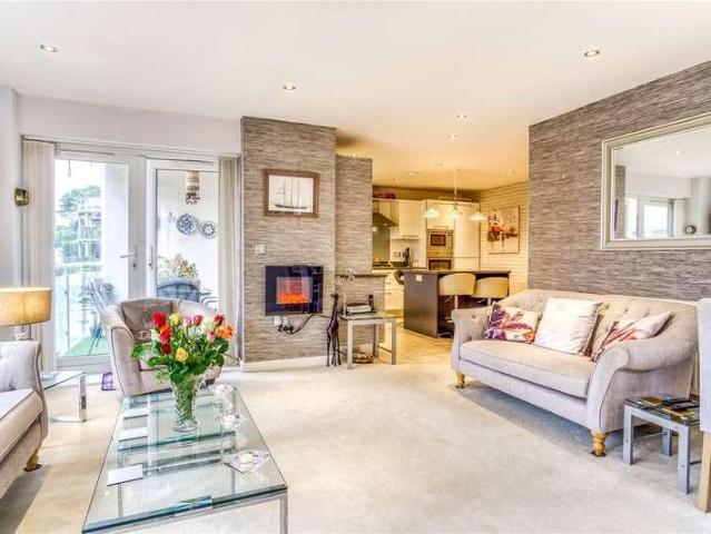 Flat for sale in Parkstone, Poole