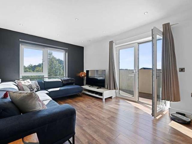 Flat for sale in London Borough of Harrow, Greater London