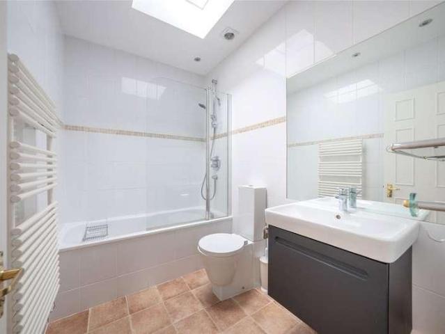 Flat for sale in City of Westminster, Greater London